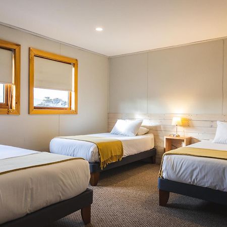 Hotel Fiofio Spa Puerto Williams Buitenkant foto
