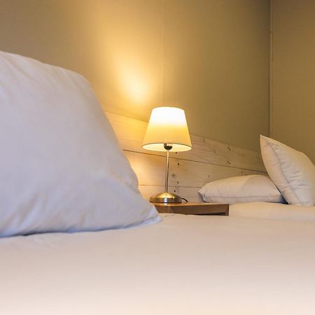 Hotel Fiofio Spa Puerto Williams Buitenkant foto